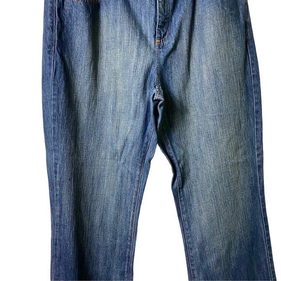 Ralph Lauren 10P High Rise Boot Cut Mom Jeans (2526) - Picture 4 of 9